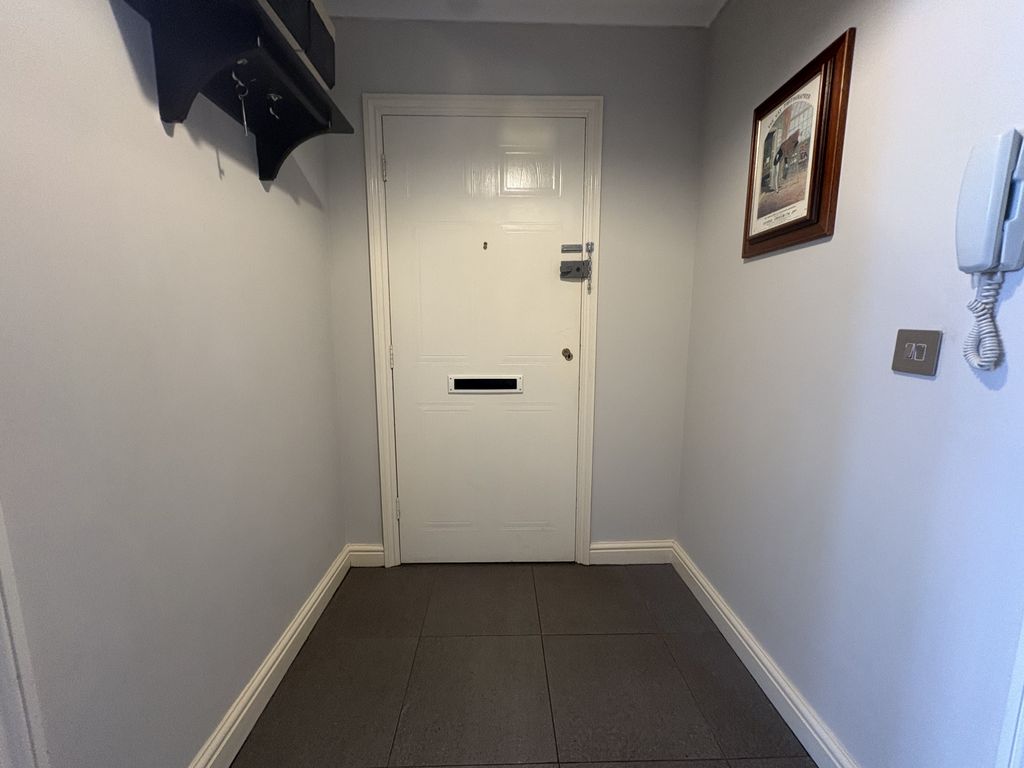 Property photo 2 of 9 Gallery