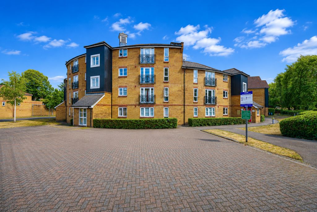 Property photo 1 of 13 53-Imperial-Way-1022