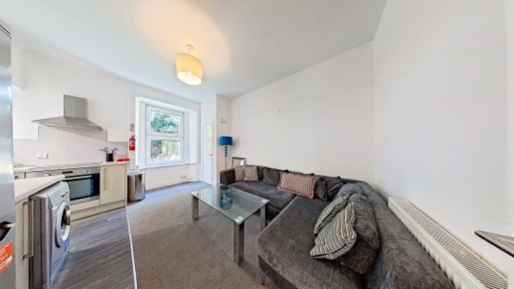 Property photo 2 of 14 Photo 2