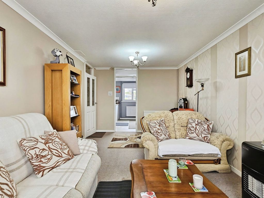 Property photo 3 of 9