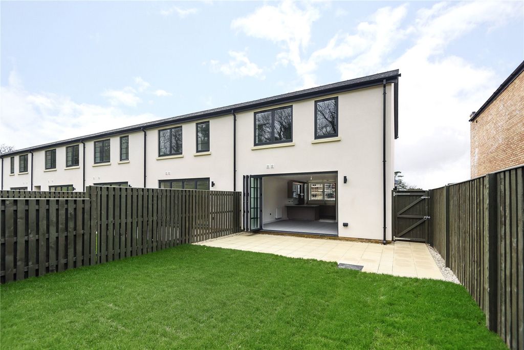 Property photo 1 of 10 Picture No. 23