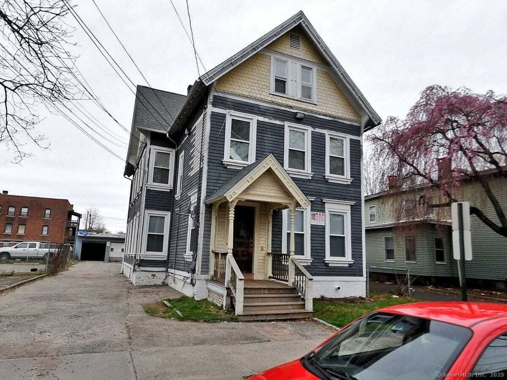 Property photo 1 of 31