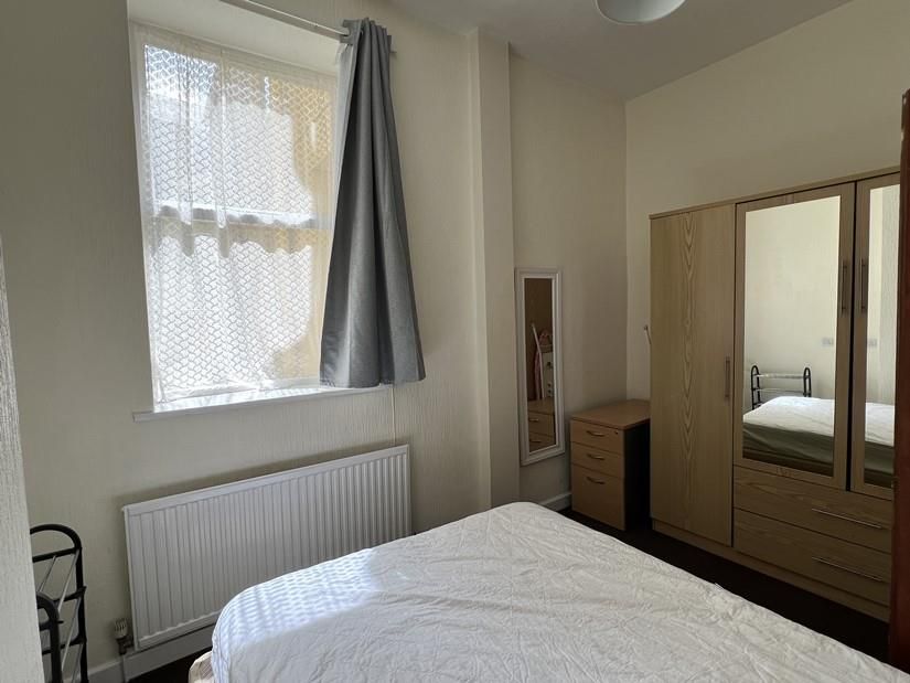 Property photo 2 of 5 Photos Flat 1, 4 Gros (4).Jpg