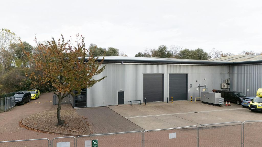 Property photo 2 of 53 Unit 4 Datapoint_Nsp0001 Low Res.Jpg