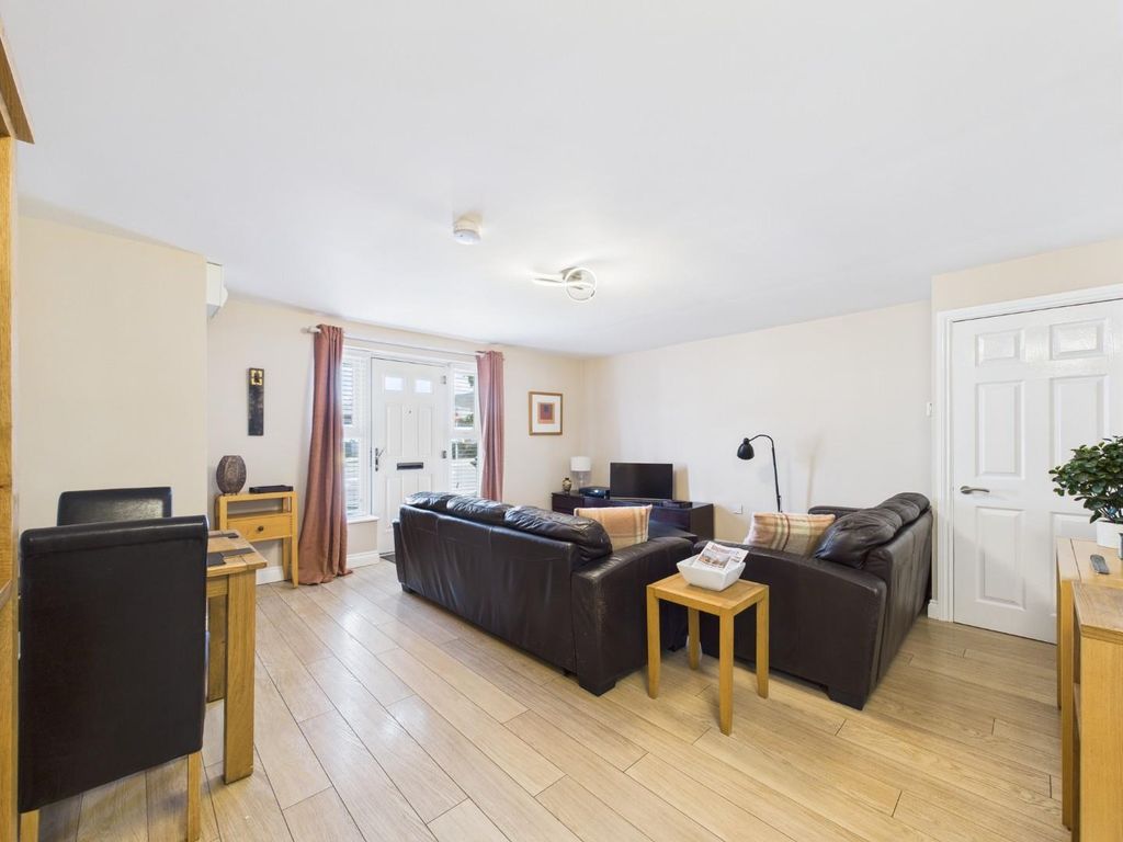 Property photo 3 of 19 Cam01576G0-Pr0269-Still007.Jpg