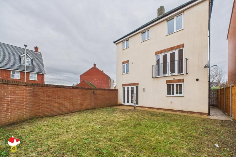 Property photo 3 of 24