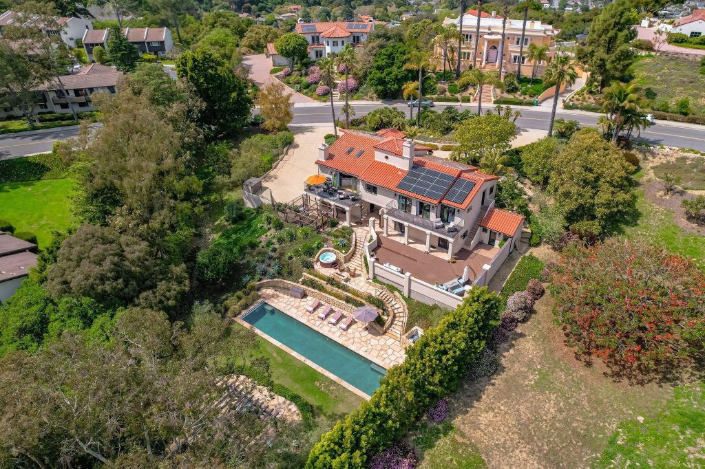 Property photo 2 of 10 <Alttext/>