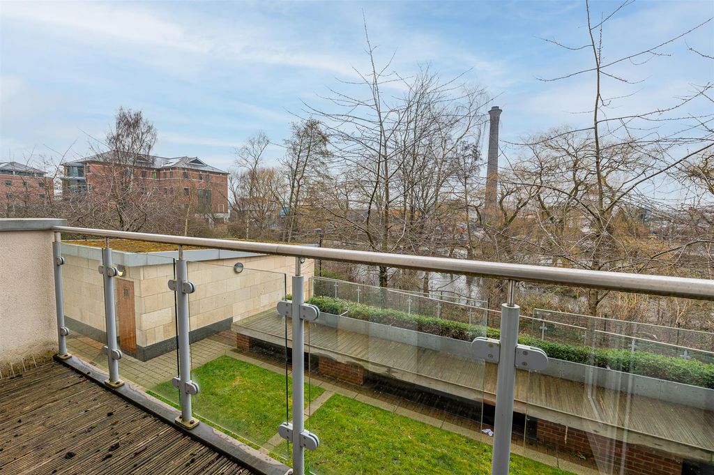 Property photo 2 of 23 Balcony