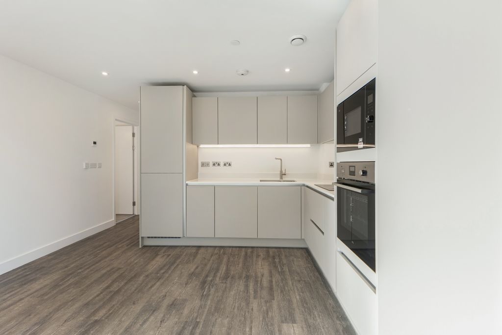 Property photo 3 of 17 3