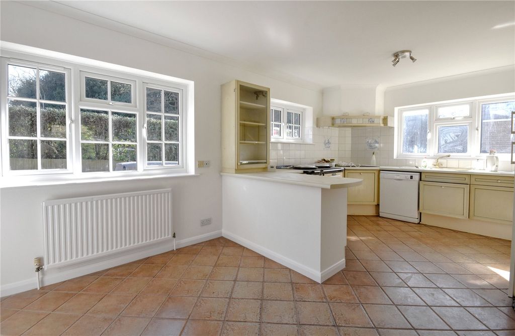 Property photo 2 of 13 Picture No. 23