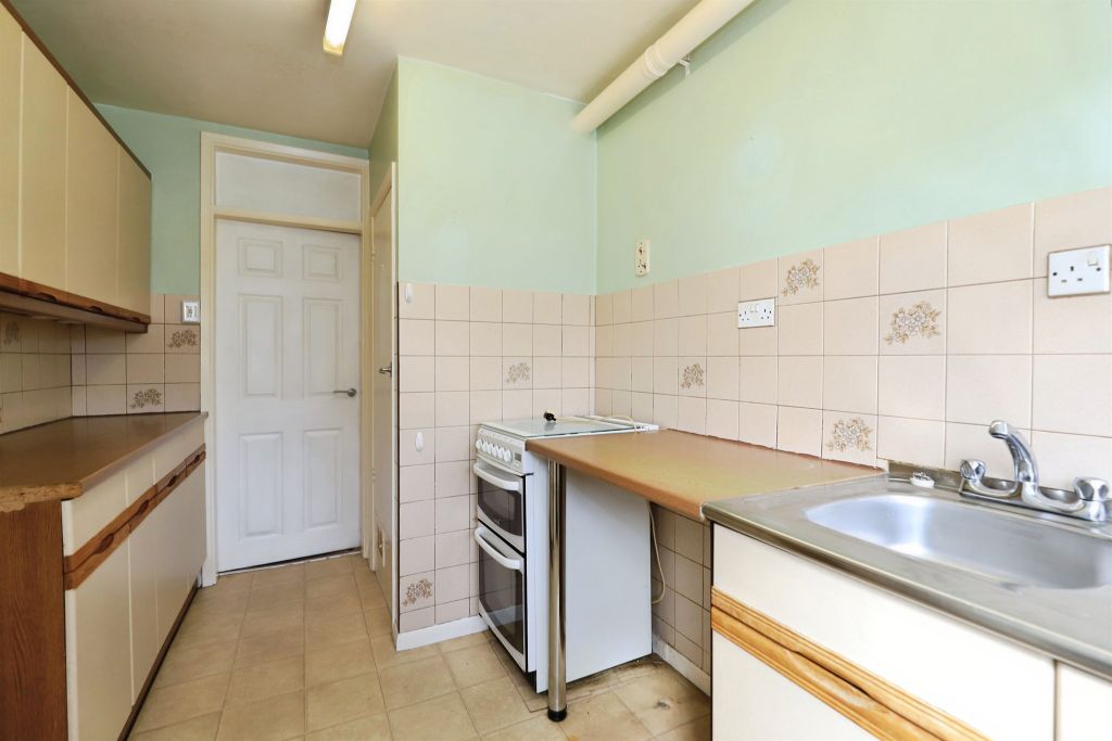 Property photo 3 of 18
