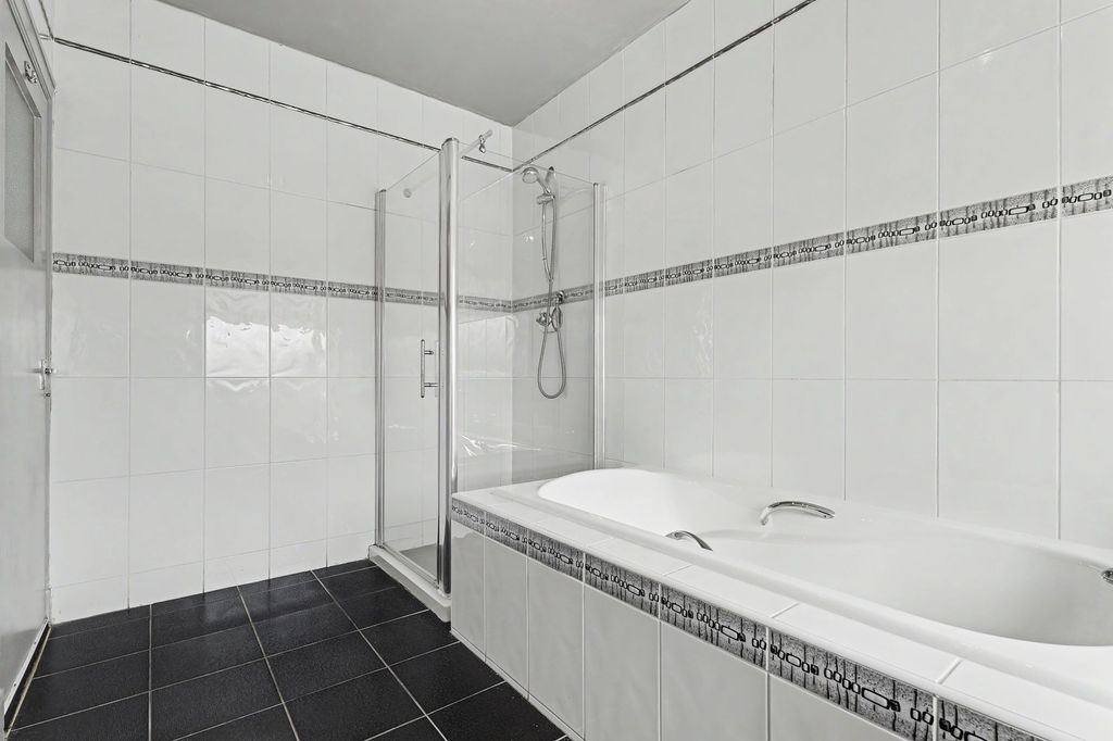 Additional image 14 of 3 bed detached house for saleSpringwells Crescent, Airdrie ML6
