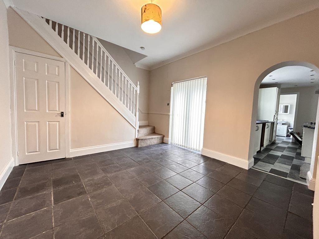 Property photo 3 of 10 Img_6835