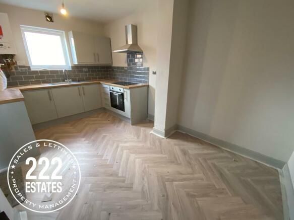 Property photo 2 of 7 51893_R195676_Img_00_0000_Max_656x437.Jpeg