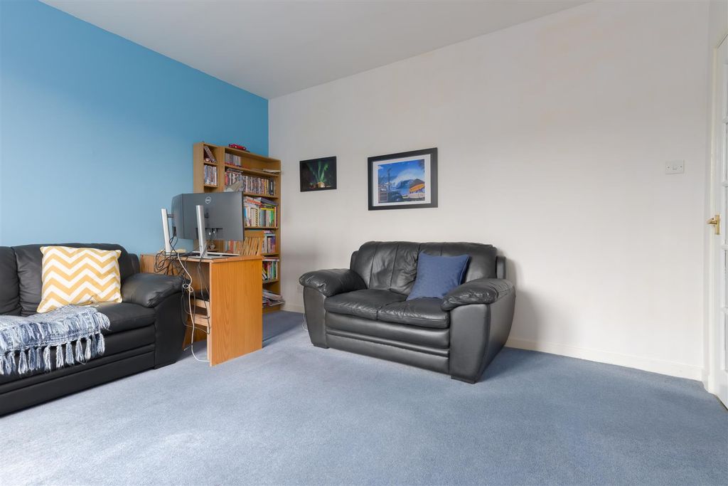 Property photo 3 of 21 4-1719Fuesrd-0007.Jpg