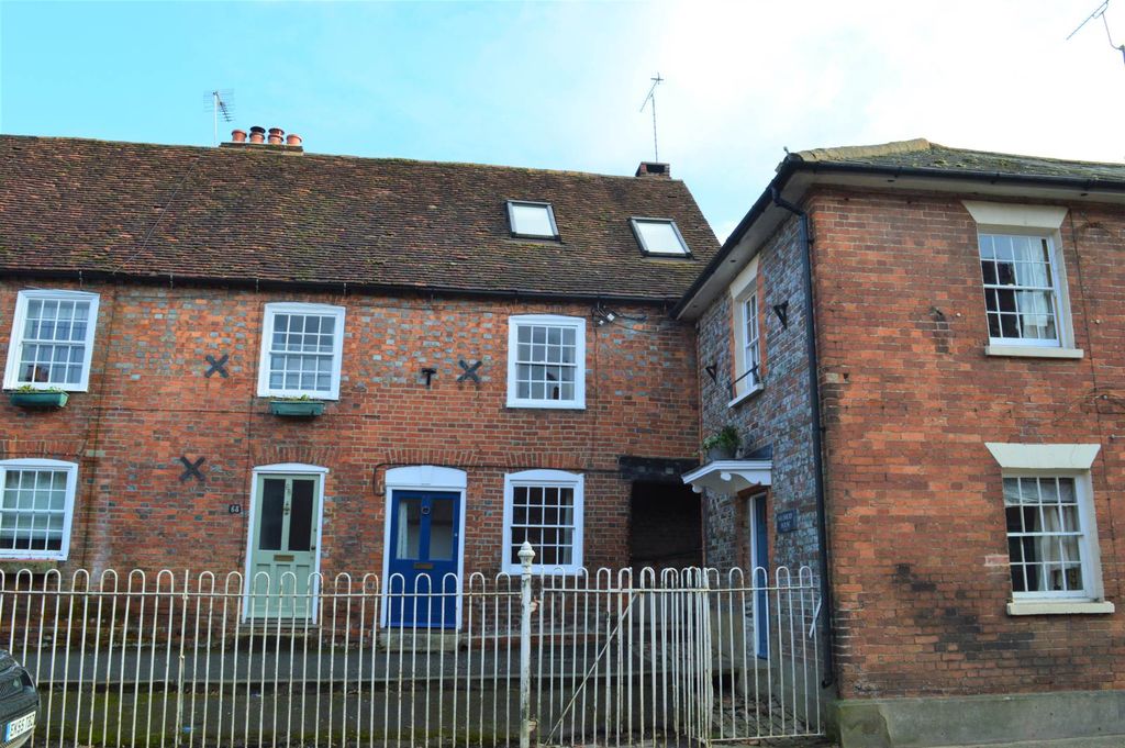 Property photo 1 of 12