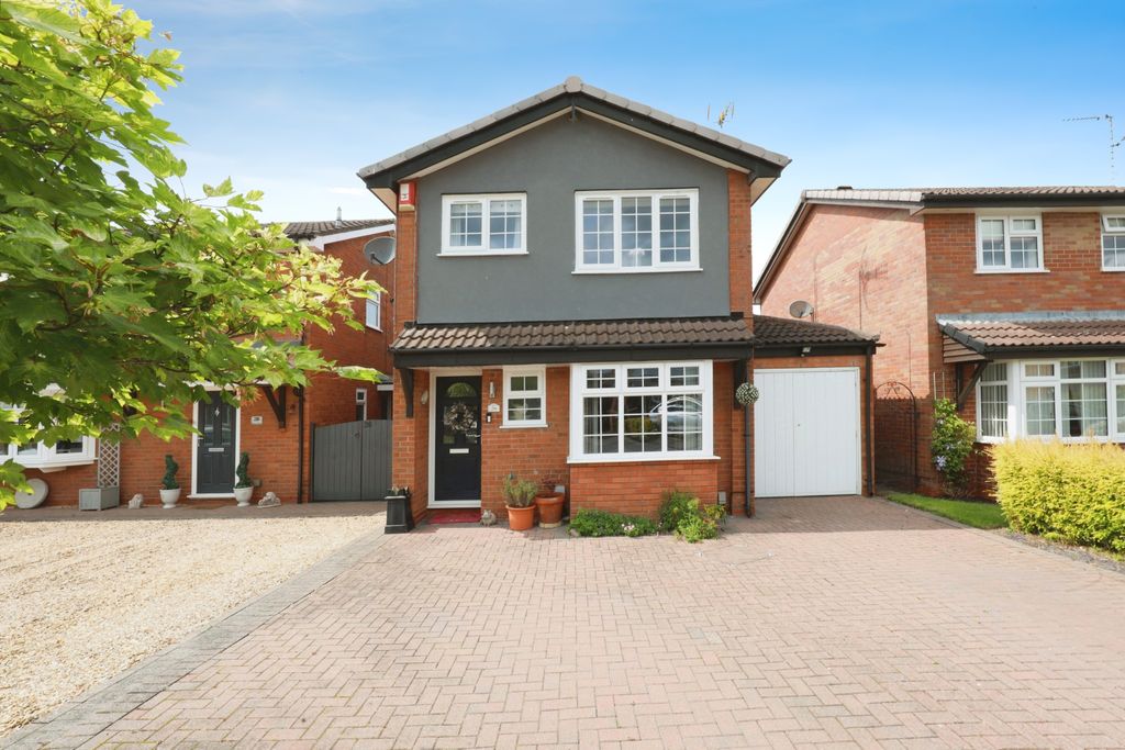 Property photo 1 of 16