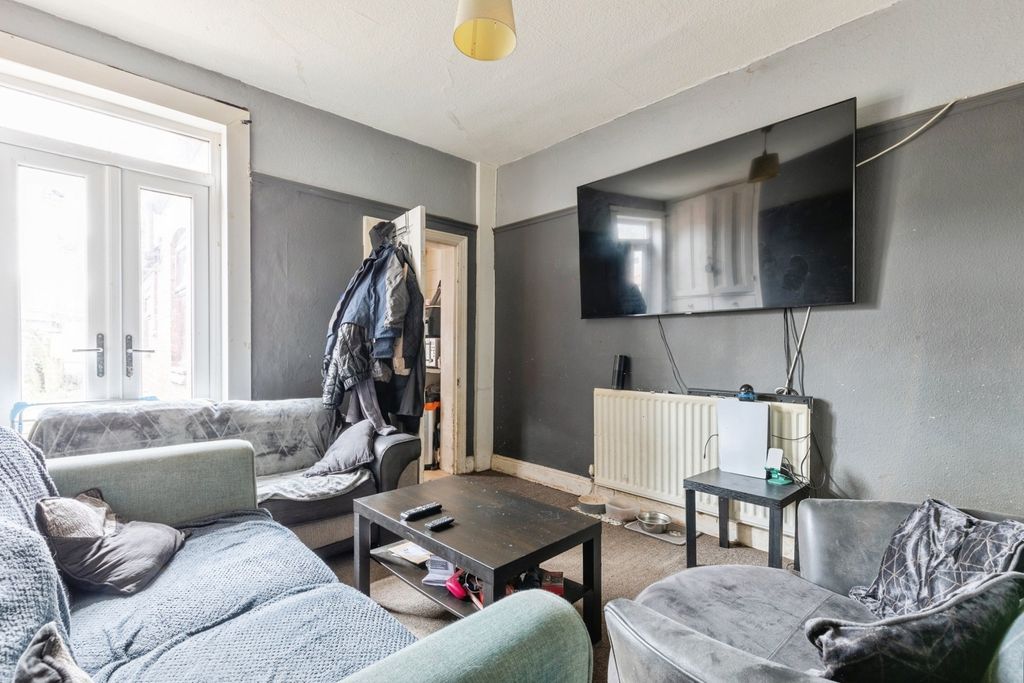 Property photo 3 of 15 Reception Room