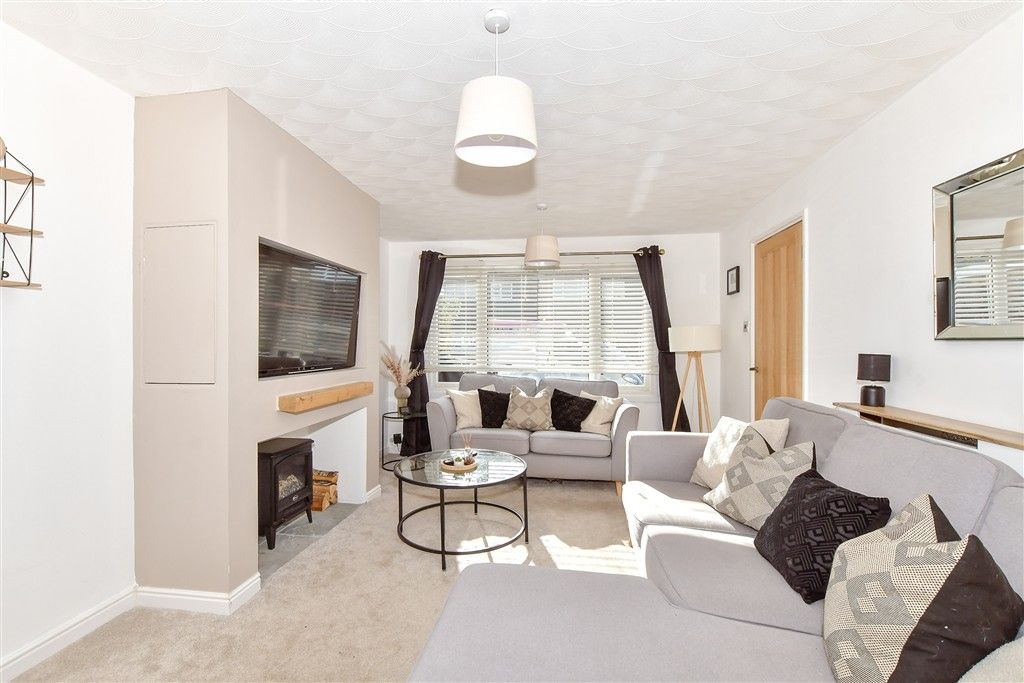 Property photo 3 of 13 Internal Lounge