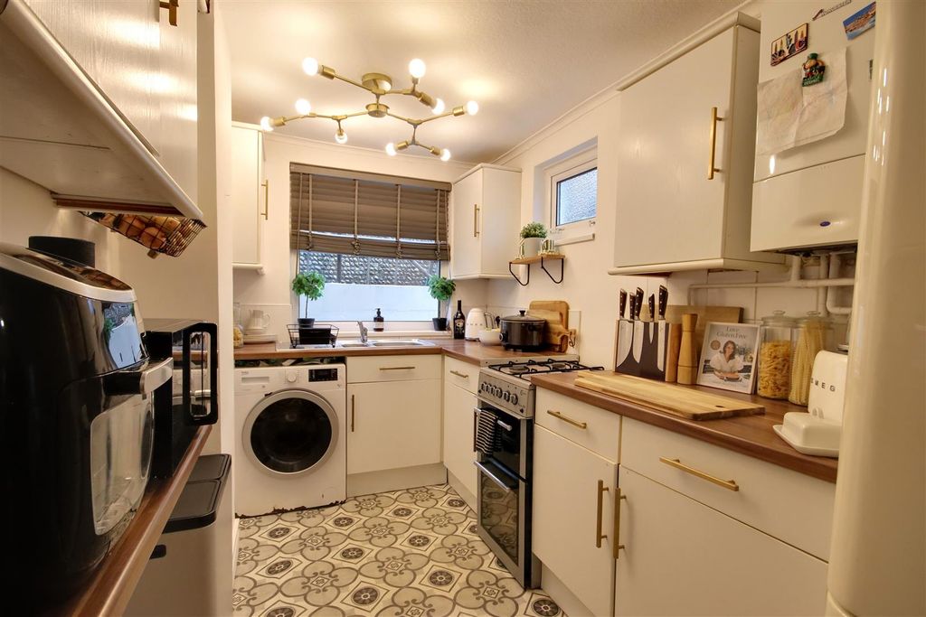 Property photo 2 of 9 Img_4345-Img_4347.Jpg