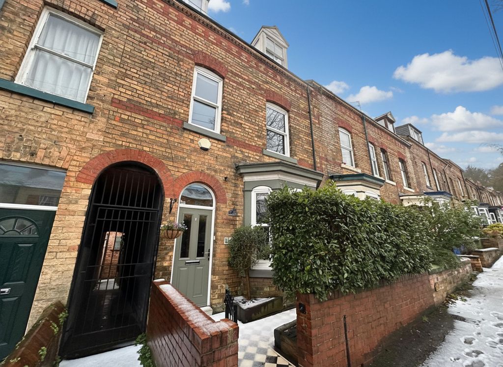 Property photo 1 of 19