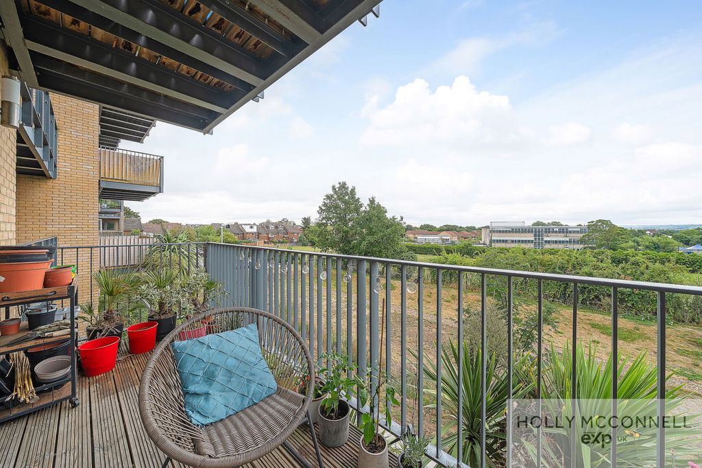 Property photo 3 of 30