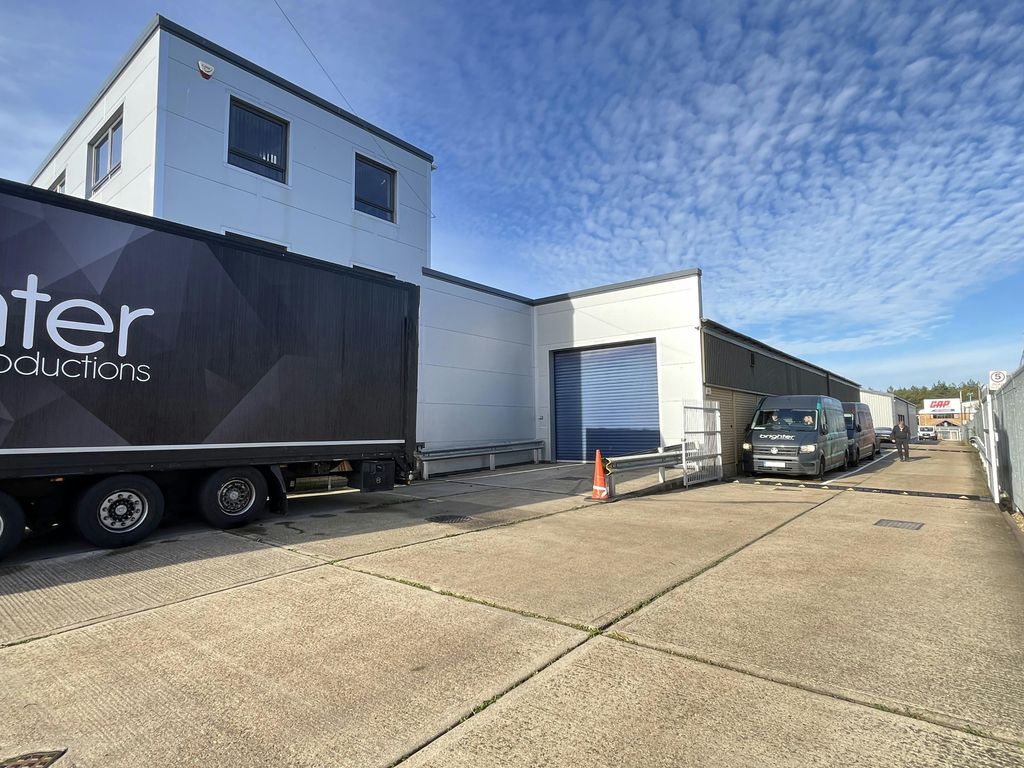 Property photo 3 of 8 Photo 22102025 10 04 16 E.Jpg