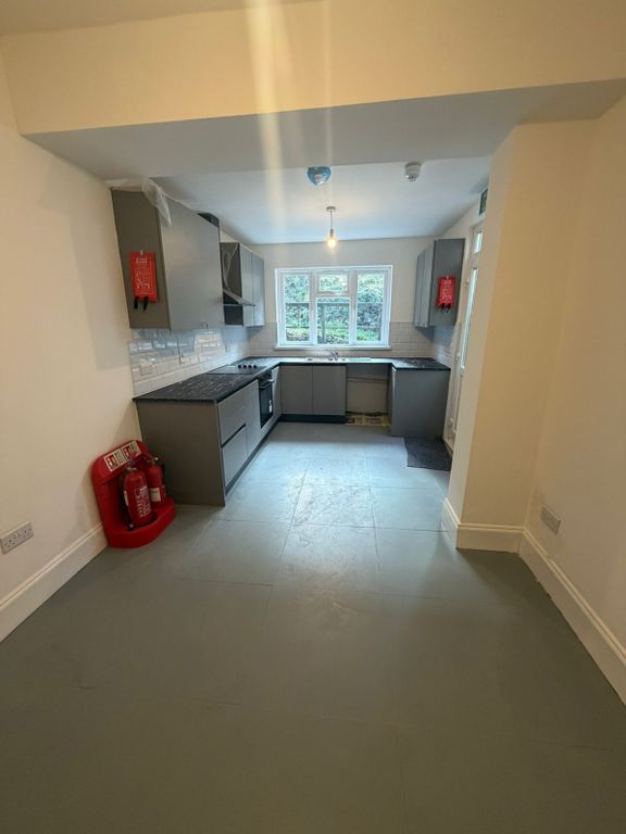Property photo 2 of 3 Gallery