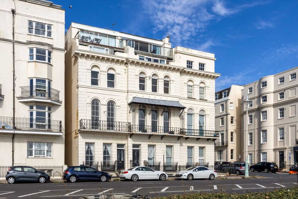 Property photo 2 of 21 Picture 2