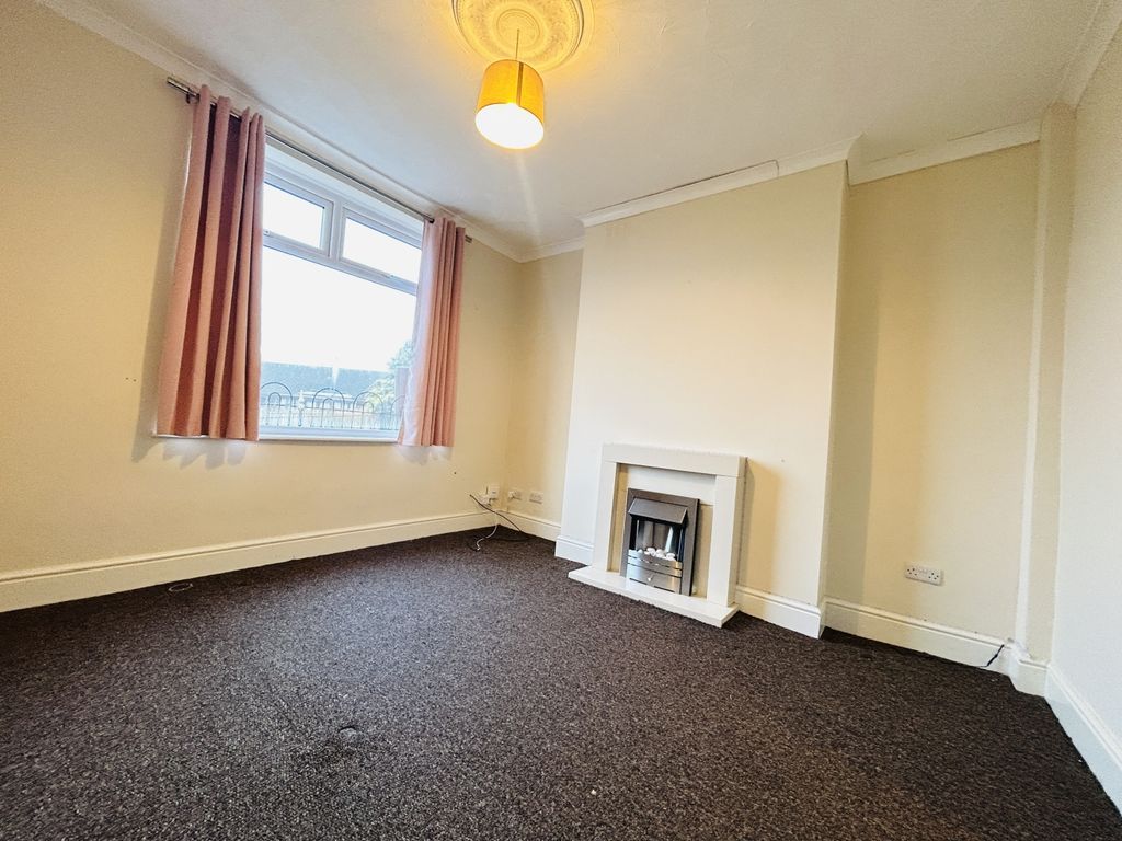 Property photo 2 of 10 Img_2096