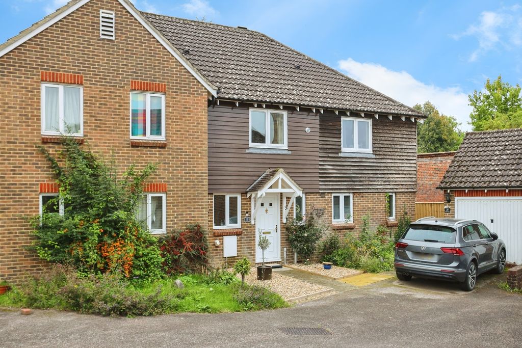 Property photo 1 of 18 Photo