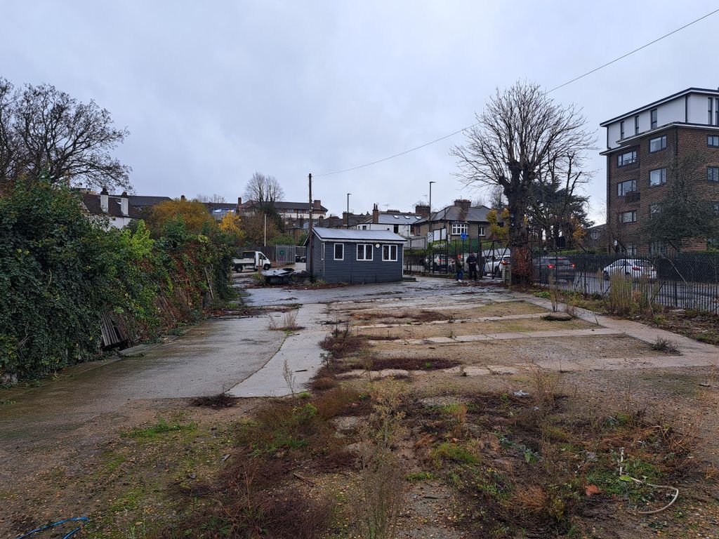 Property photo 2 of 5 Flexible Property Space