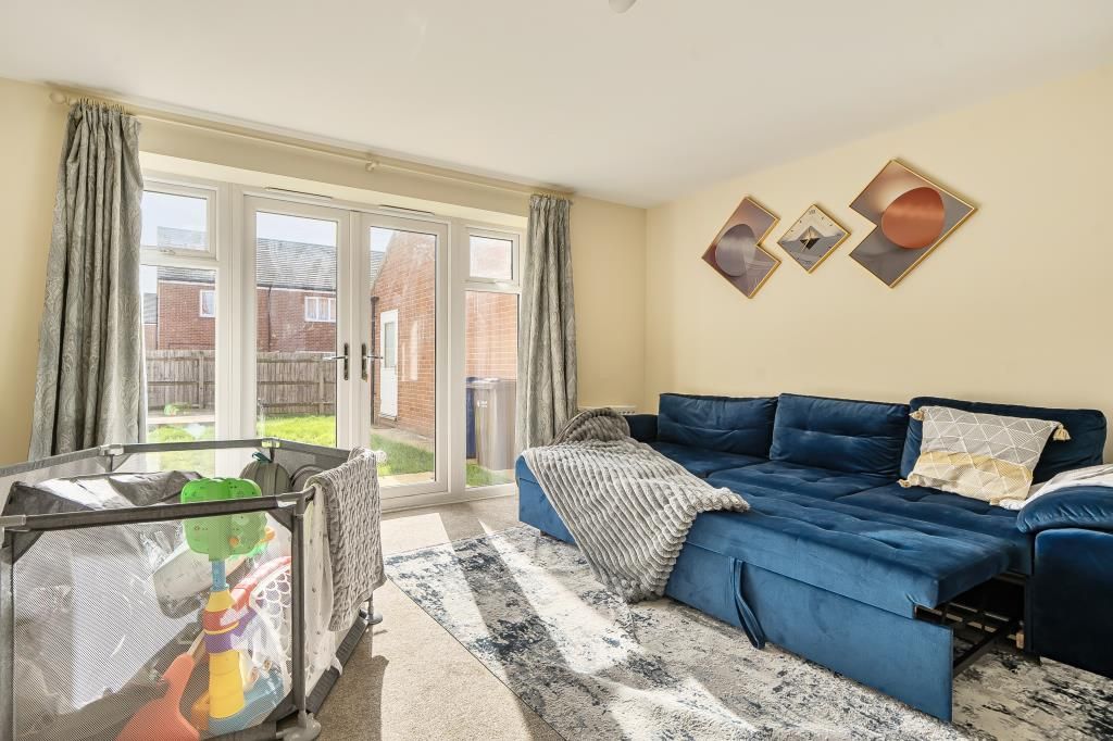 Property photo 3 of 20 Reception