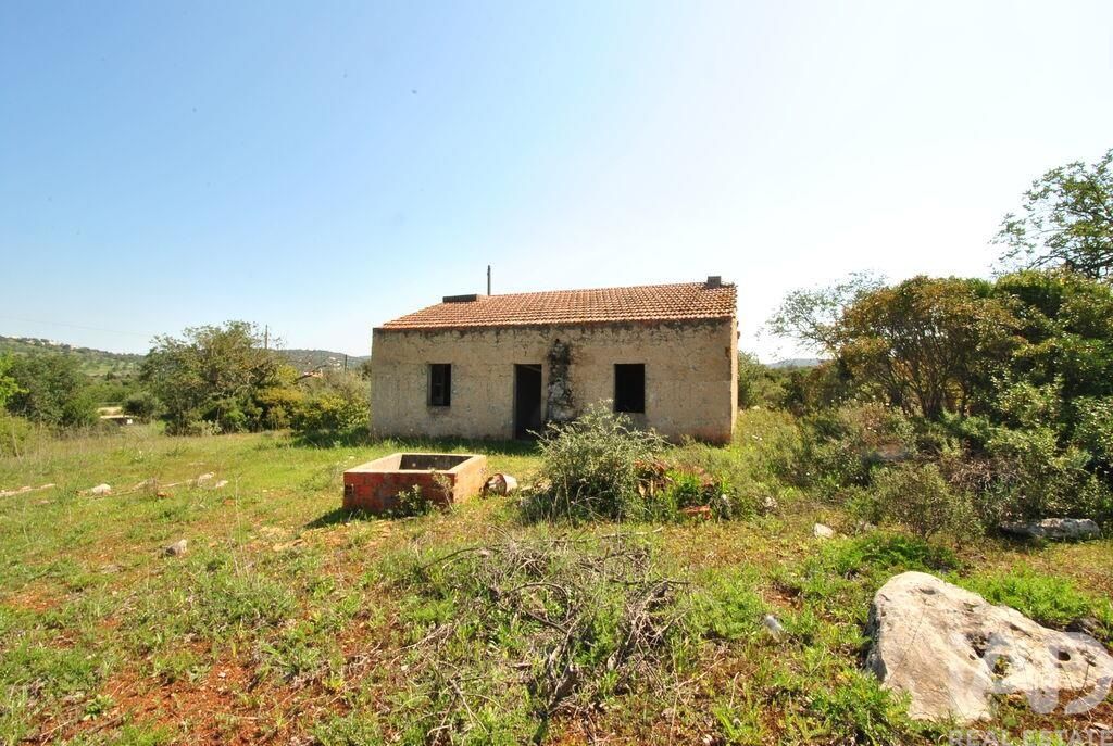 Property photo 1 of 33