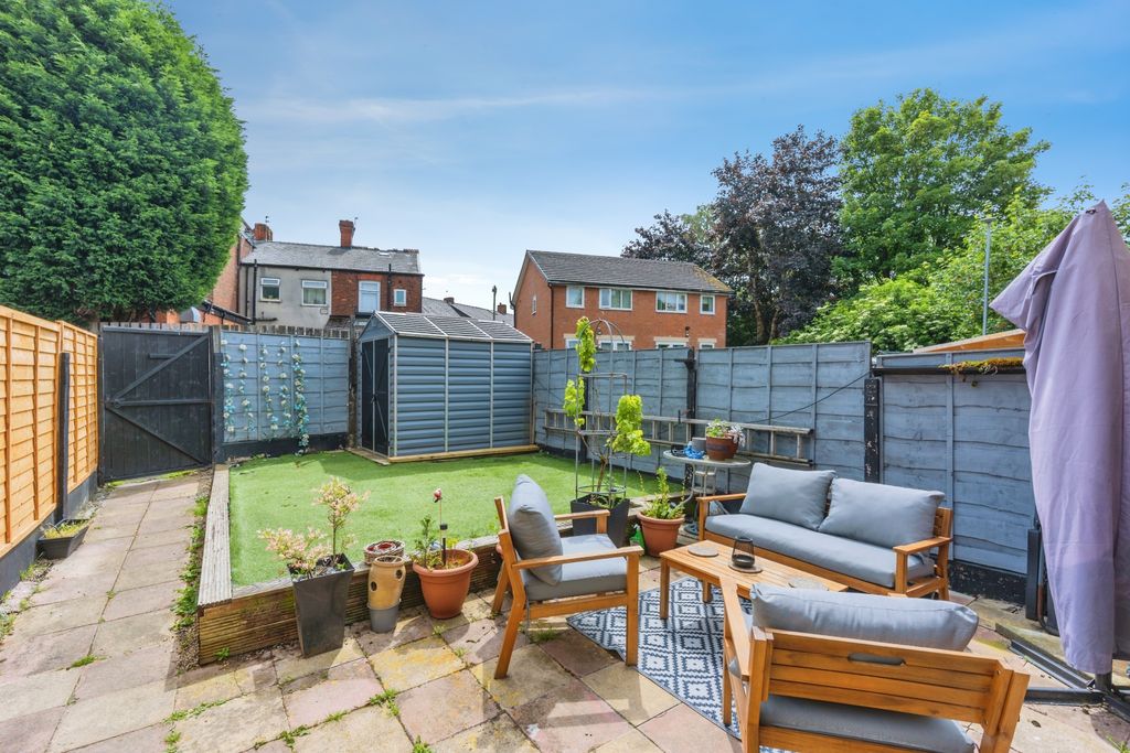 Property photo 2 of 15