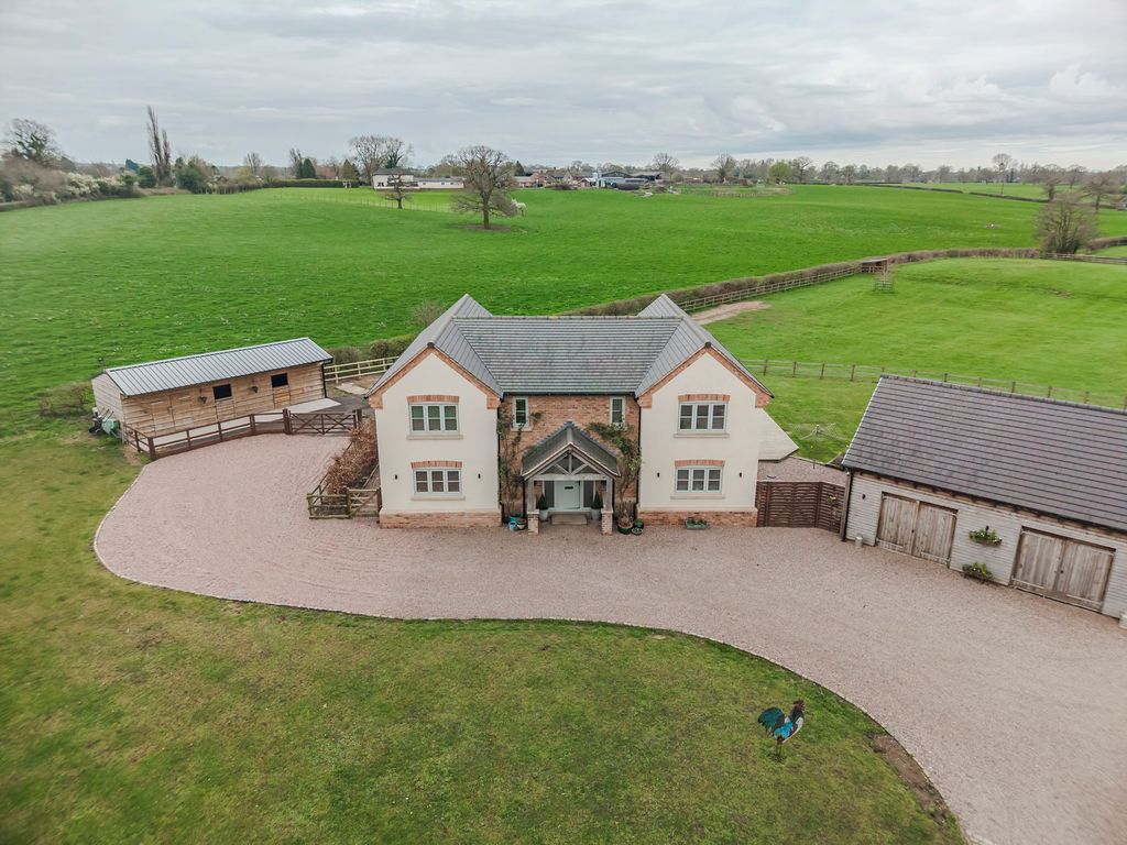 Property photo 1 of 79