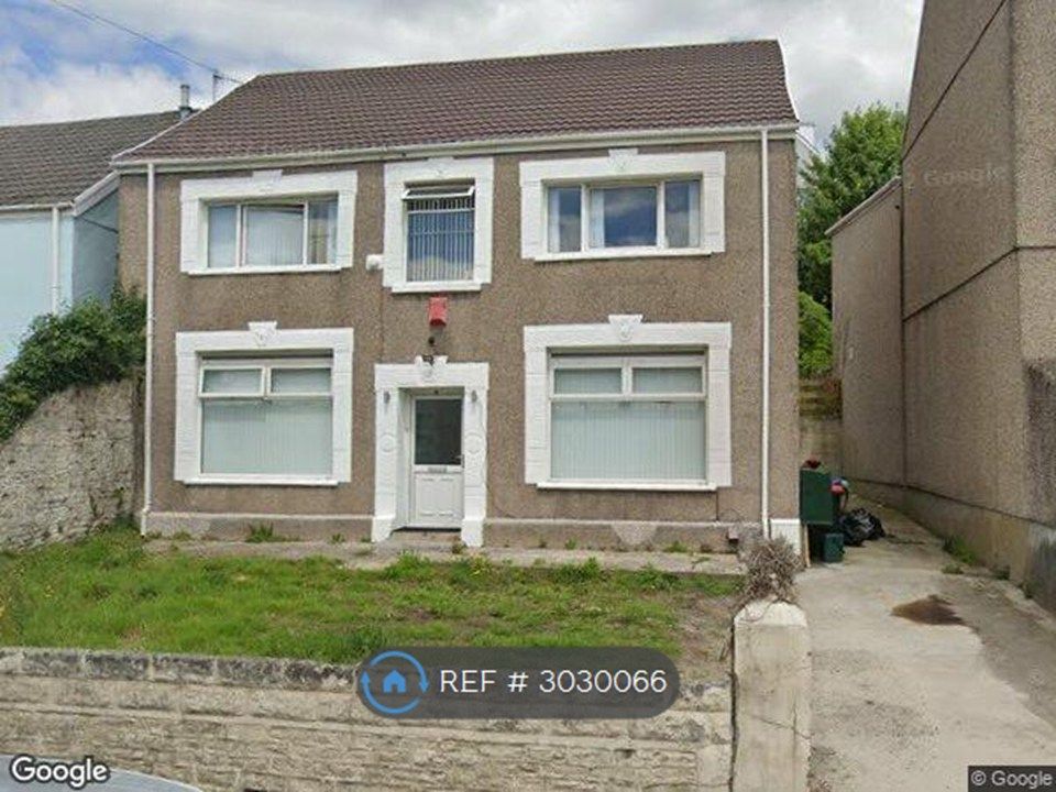 Property photo 1 of 3