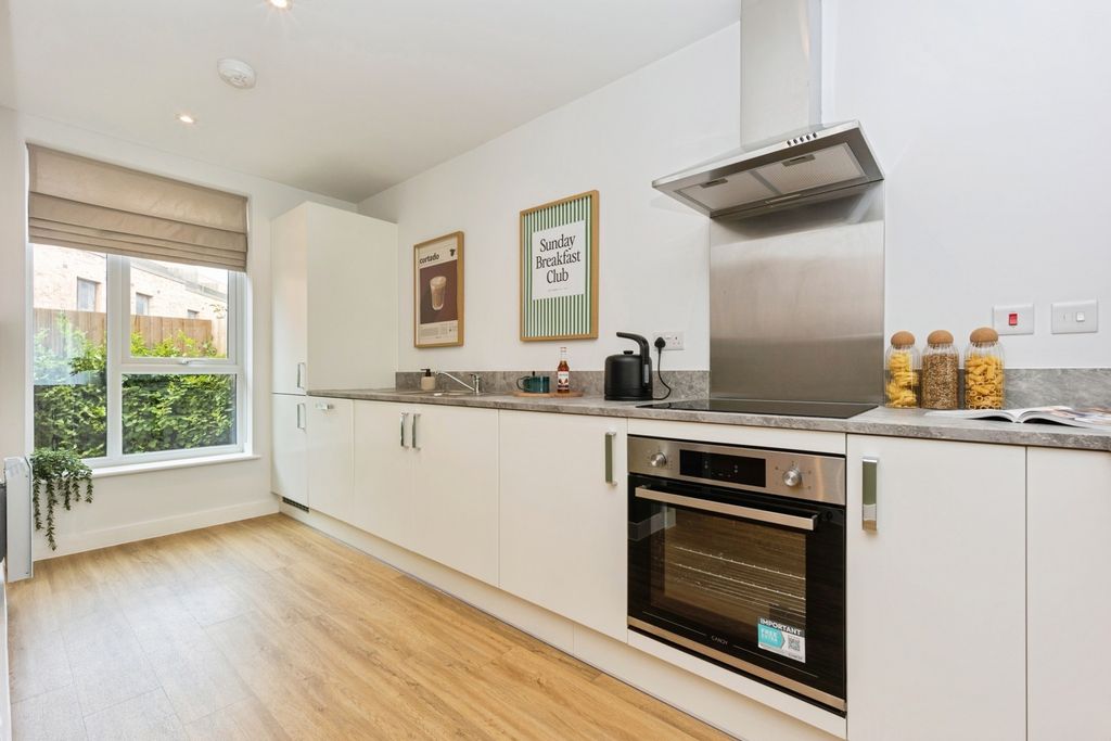 Property photo 3 of 22 Pbox-Img.Jpg