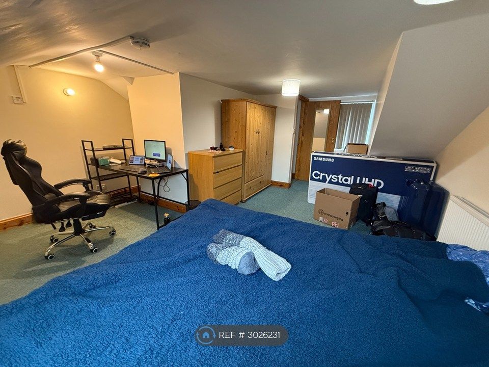 Property photo 2 of 8