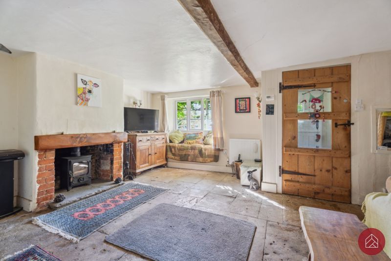 Property photo 2 of 31 Living Room