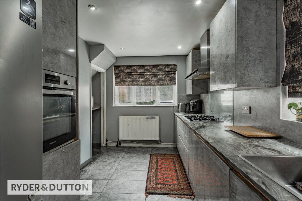 Property photo 3 of 20 Picture No. 04