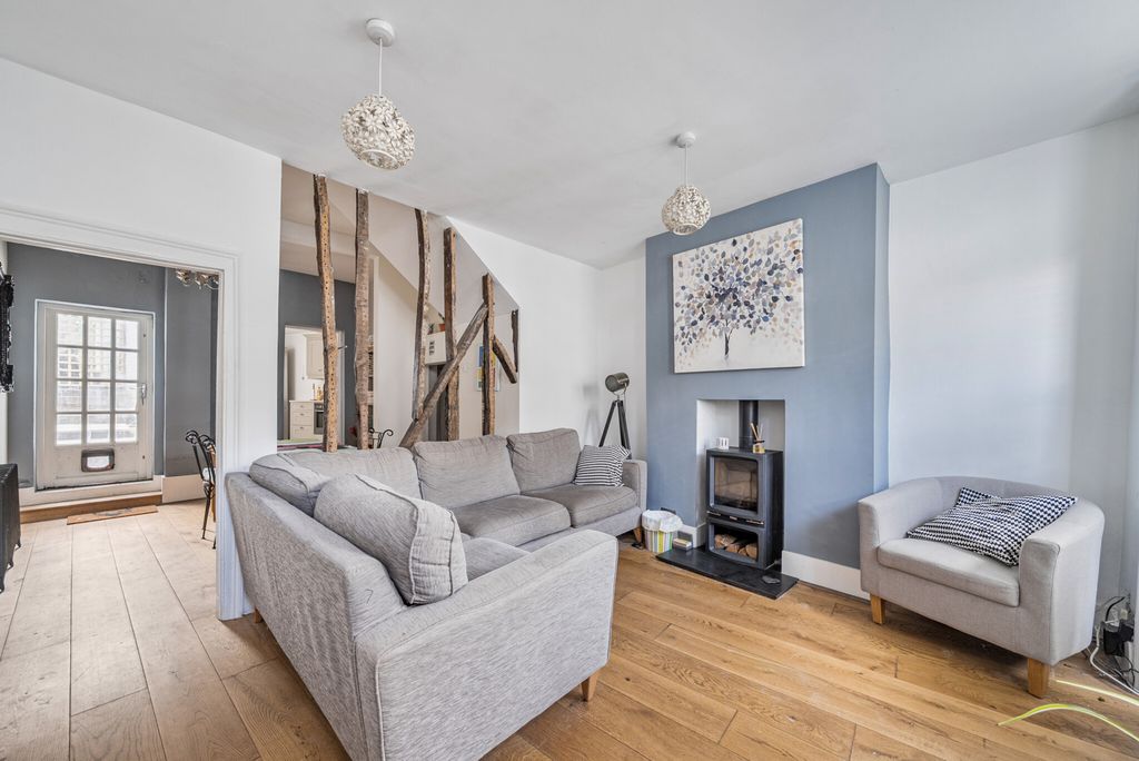 Property photo 2 of 18 1346066-7-68B1Ced...