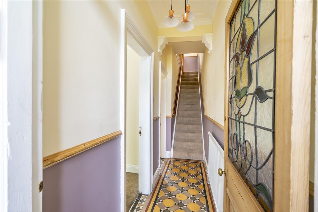 Property photo 3 of 13 71Ar-2.Jpg