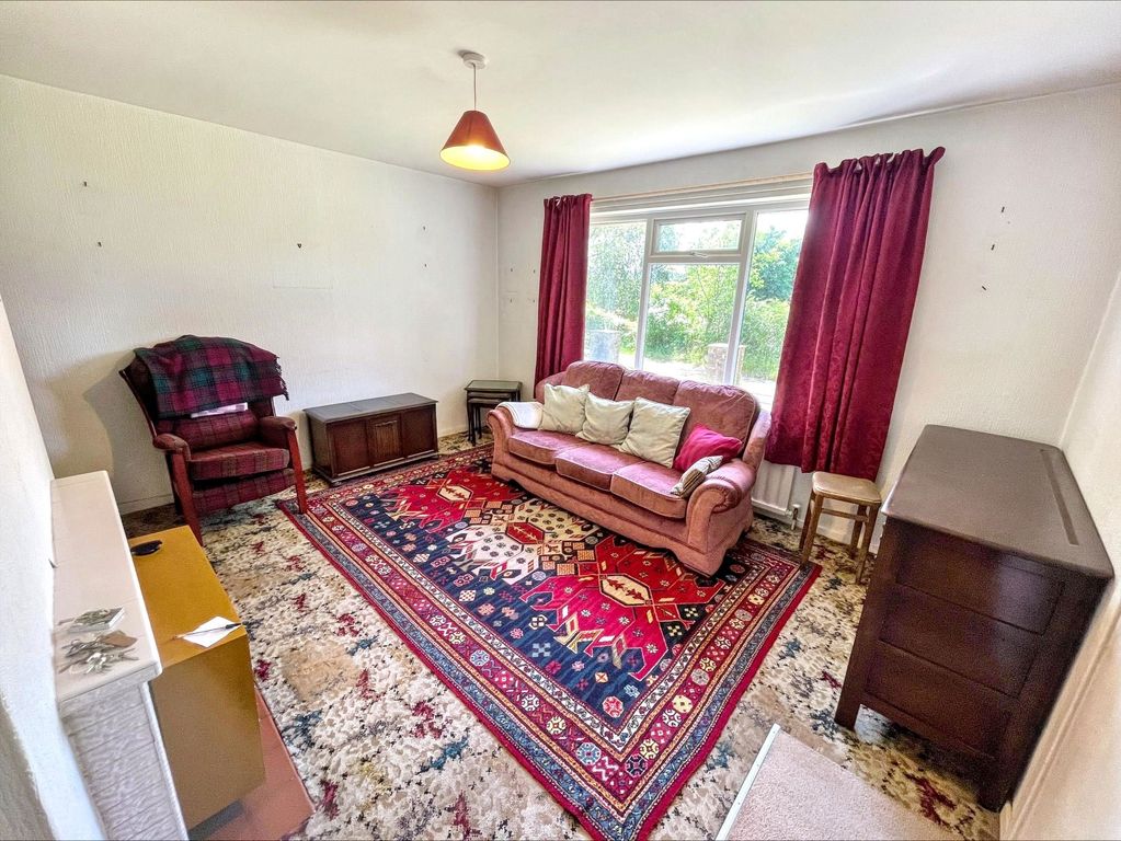 Property photo 2 of 16