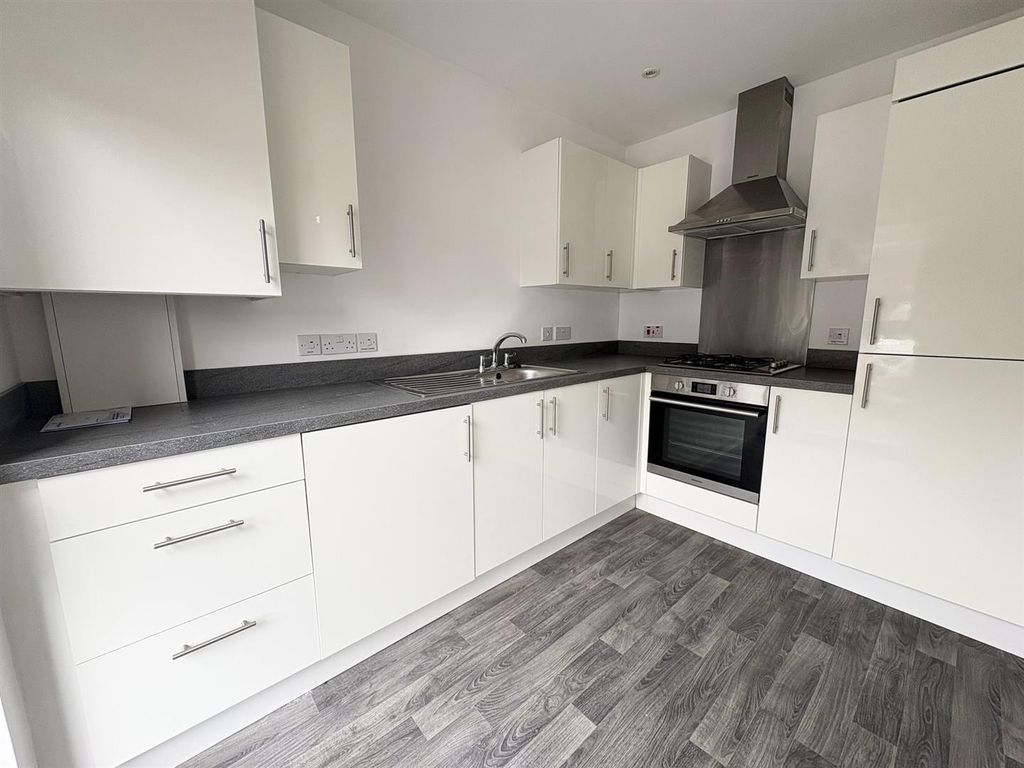 Property photo 2 of 13 58c69148-B650-42F2-8536-3844Bf21A078.Jpeg