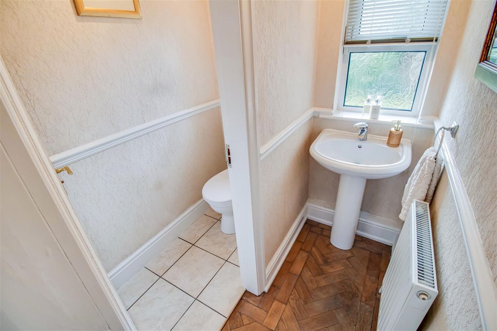 Additional image 15 of 3 bed detached house for saleWakefield Road, Earlsheaton, Dewsbury WF12