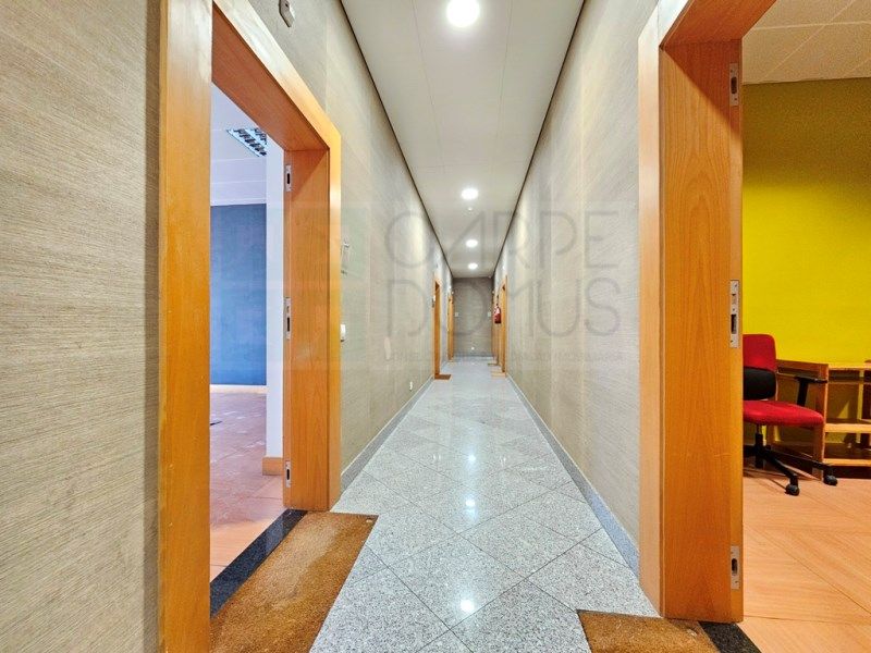 Property photo 3 of 57