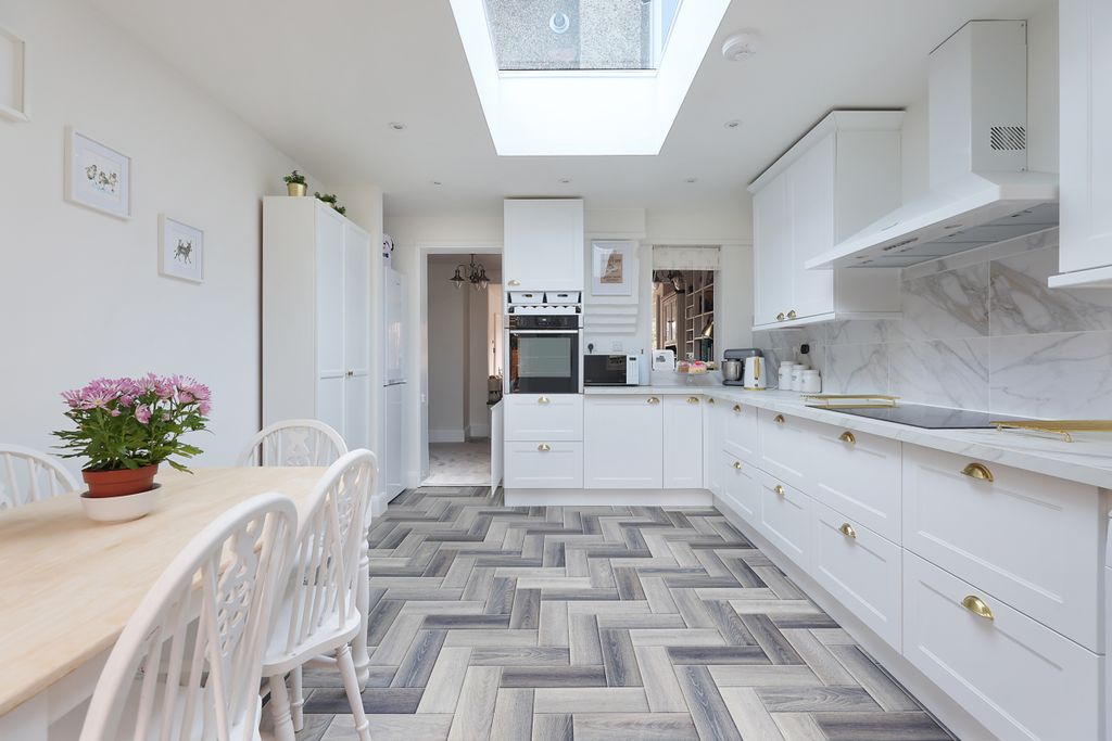 Property photo 3 of 17 Picture No. 09