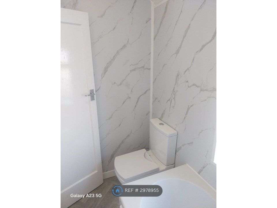 Property photo 3 of 3