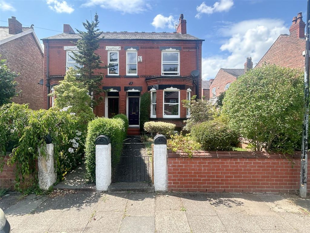 Property photo 1 of 28